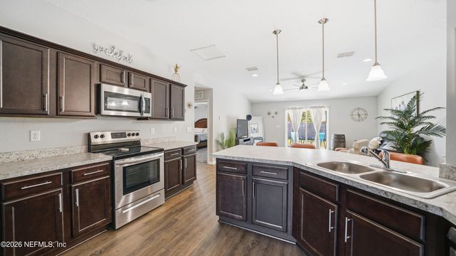 1378 SARAHS LANDING Drive, Jacksonville, FL 32221