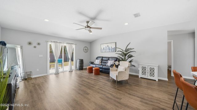 1378 SARAHS LANDING Drive, Jacksonville, FL 32221