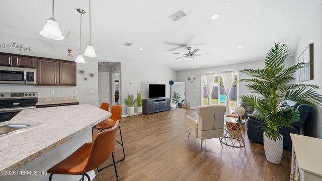 1378 SARAHS LANDING Drive, Jacksonville, FL 32221