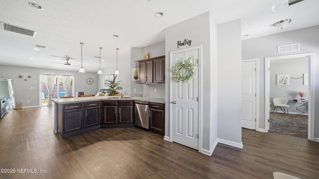 1378 SARAHS LANDING Drive, Jacksonville, FL 32221