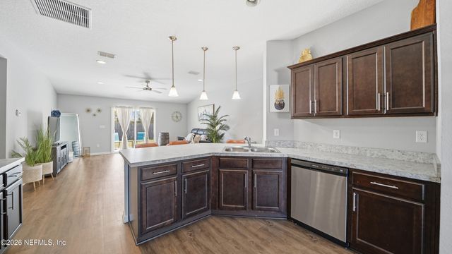 1378 SARAHS LANDING Drive, Jacksonville, FL 32221