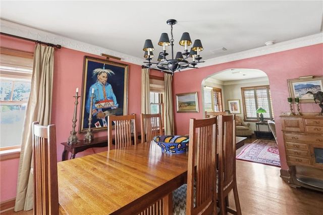 1141 Valentine Road, Kansas City, MO 64111