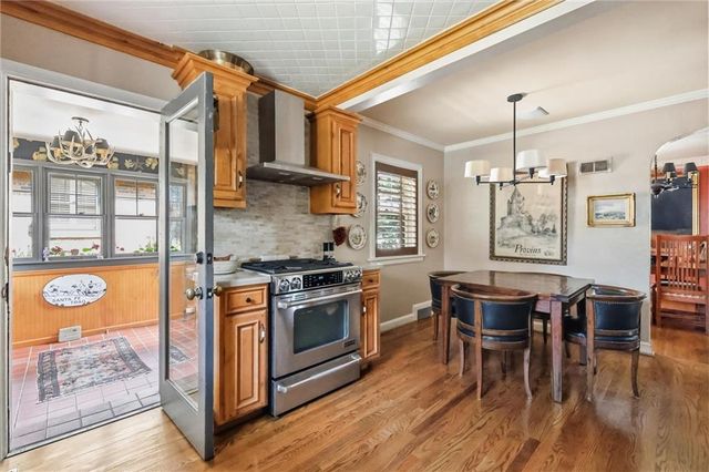 1141 Valentine Road, Kansas City, MO 64111