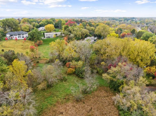 128 Peavey Lane, Wayzata, MN 55391