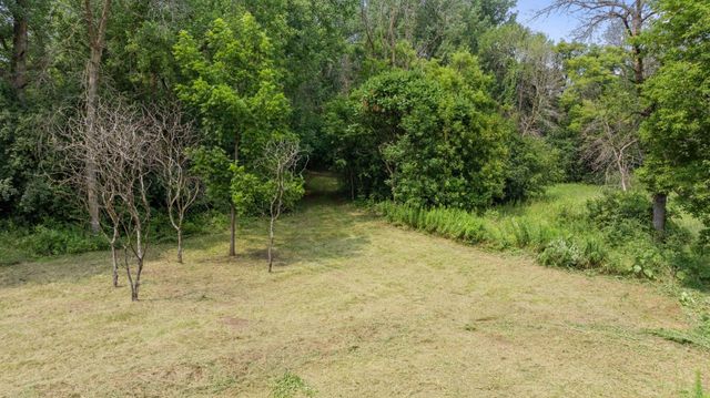 128 Peavey Lane, Wayzata, MN 55391