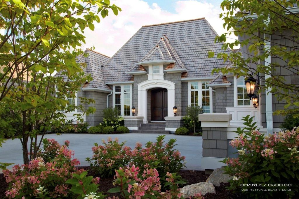 128 Peavey Lane, Wayzata, MN 55391