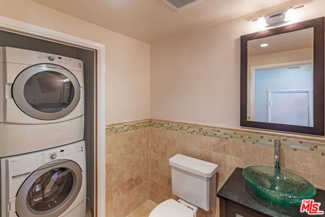 23914 De Ville Way D, Malibu, CA 90265