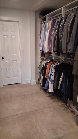 17531 NW 62nd Place N, Hialeah, FL 33015