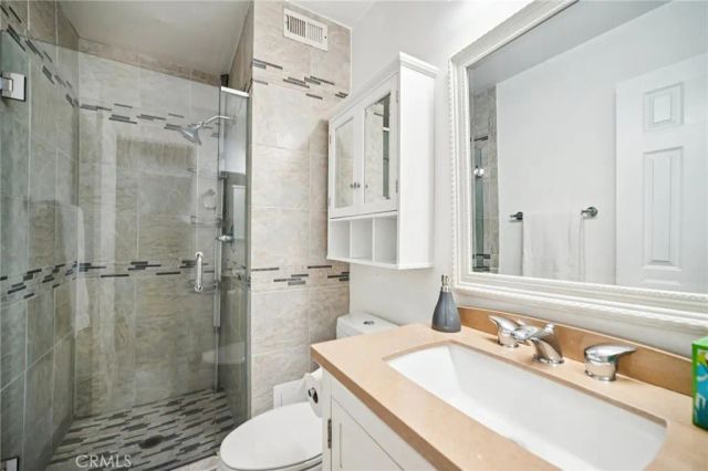 18760 Mandan 1403, Canyon Country, CA 91351