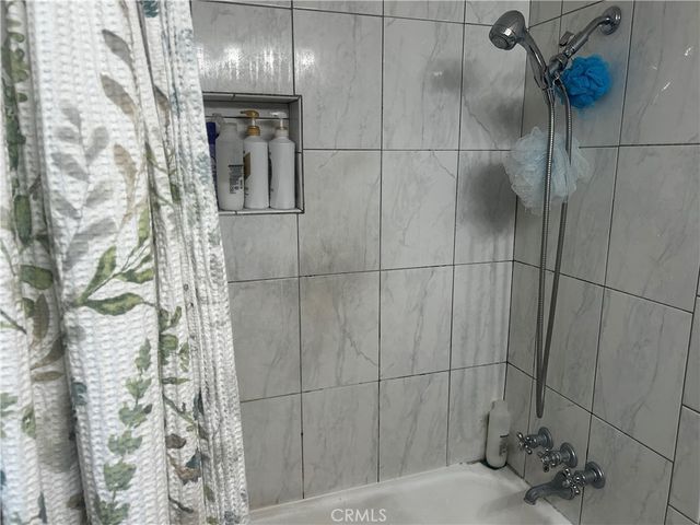 827 N Sycamore Avenue, Rialto, CA 92376