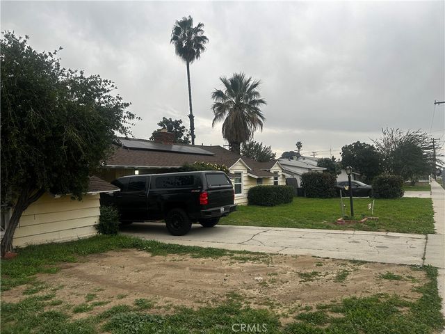 827 N Sycamore Avenue, Rialto, CA 92376