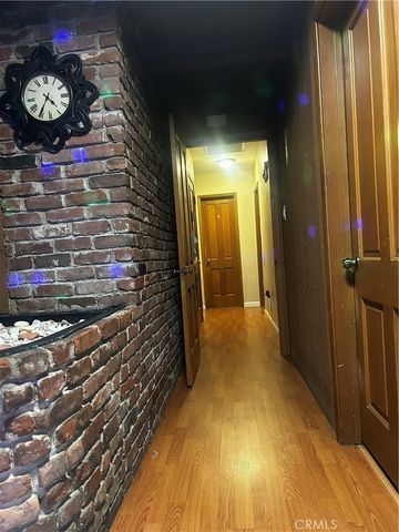 827 N Sycamore Avenue, Rialto, CA 92376