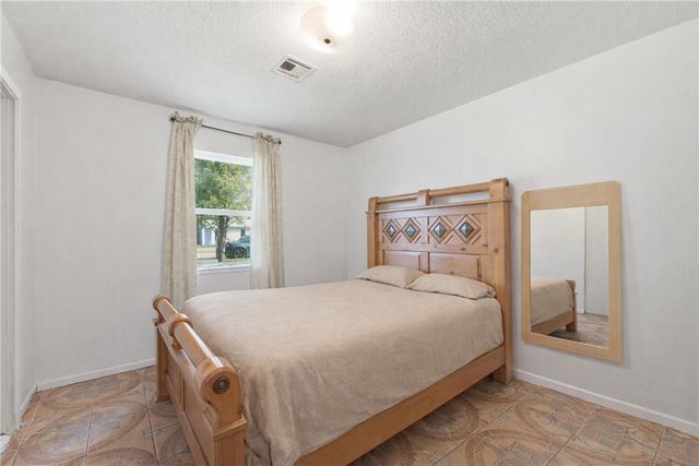 510 SE 10Th Street, Bentonville, AR 72712