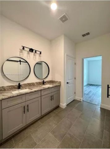 1427 PUNTA GORDA DR, Other City - In The State Of Florida, FL 34759