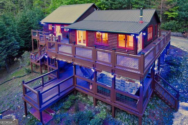19 The Forest Road 35, Blue Ridge, GA 30513
