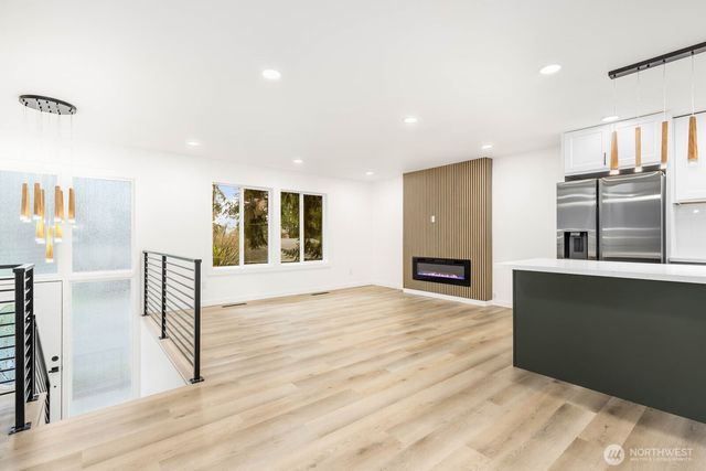 4418 60th Ave W, University Place, WA 98466