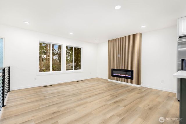 4418 60th Ave W, University Place, WA 98466