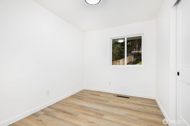 4418 60th Ave W, University Place, WA 98466