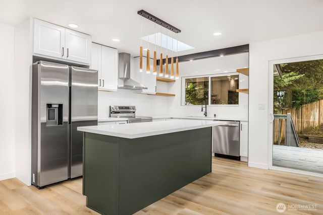 4418 60th Ave W, University Place, WA 98466