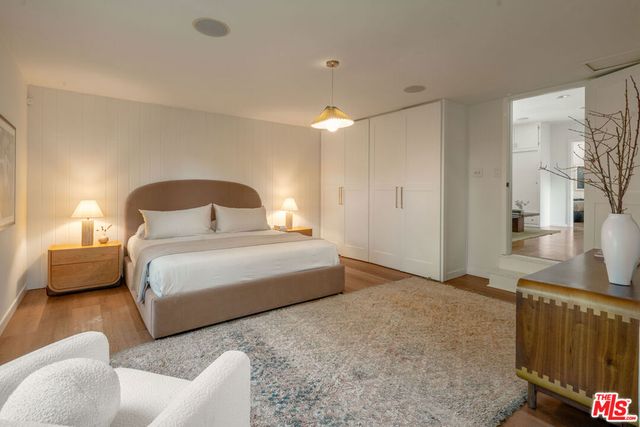 3917 Beethoven Street, Los Angeles, CA 90066