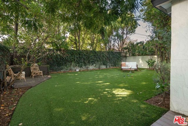 3917 Beethoven Street, Los Angeles, CA 90066