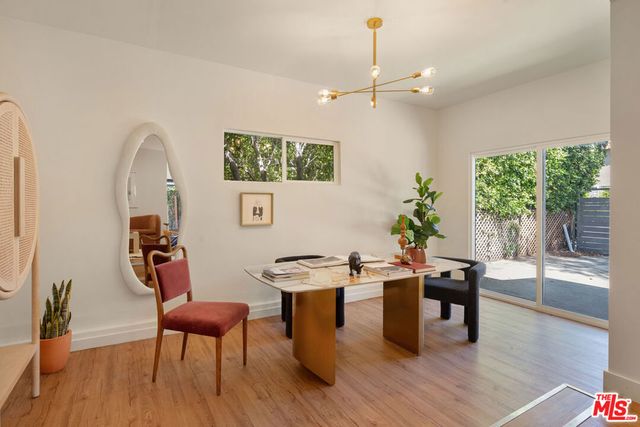 3917 Beethoven Street, Los Angeles, CA 90066