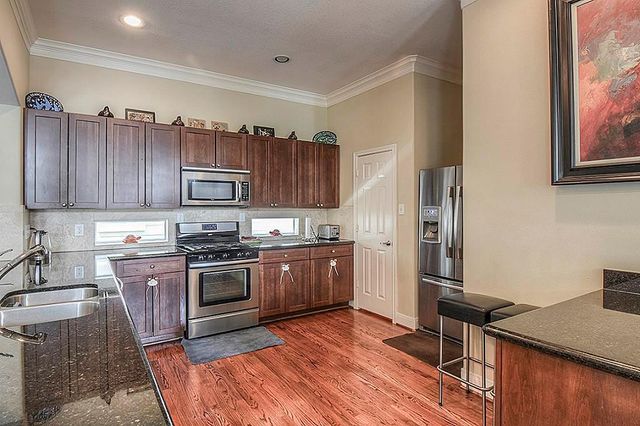 1137 W 24th Street A, Houston, TX 77008