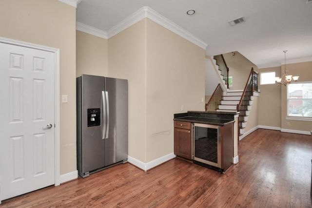 1137 W 24th Street A, Houston, TX 77008