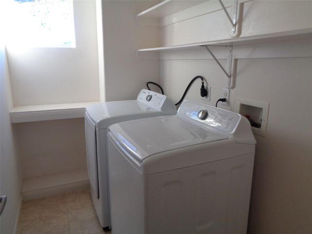 1137 W 24th Street A, Houston, TX 77008