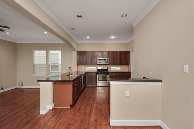 1137 W 24th Street A, Houston, TX 77008