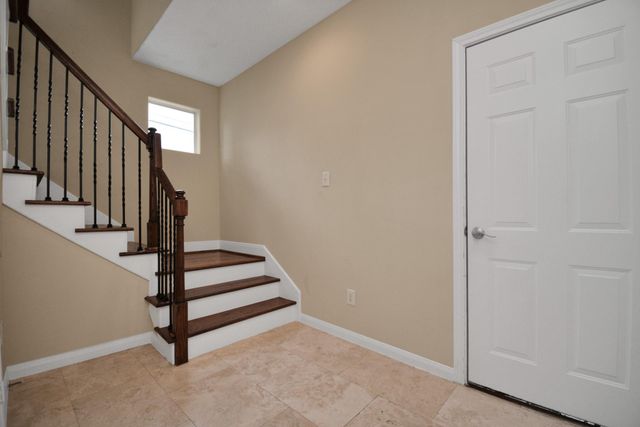 1137 W 24th Street A, Houston, TX 77008