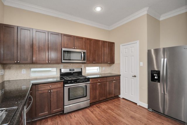 1137 W 24th Street A, Houston, TX 77008