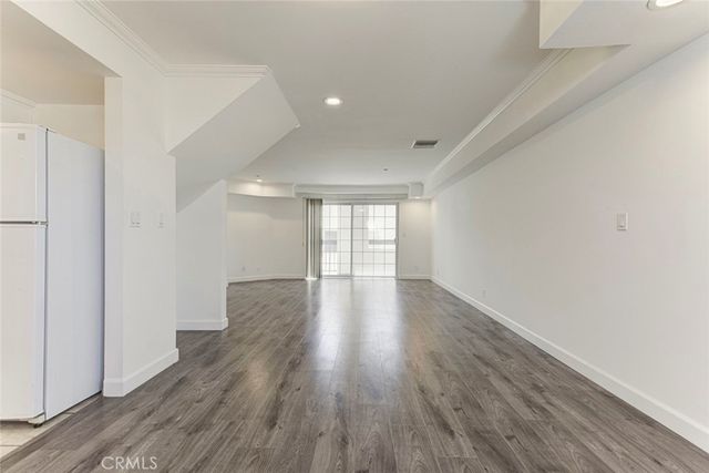 346 W Wilson 7, Glendale, CA 91203