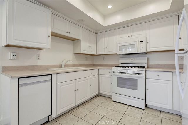 346 W Wilson 7, Glendale, CA 91203