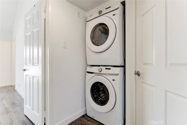346 W Wilson 7, Glendale, CA 91203
