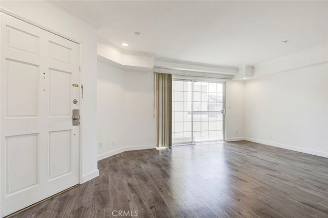 346 W Wilson 7, Glendale, CA 91203