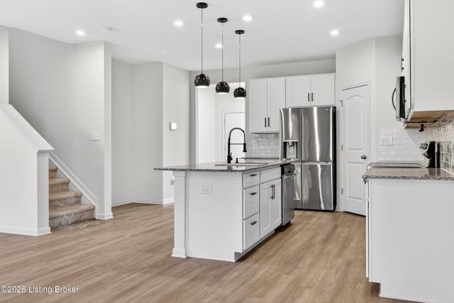 4395 Coppice Trail, Louisville, KY 40229