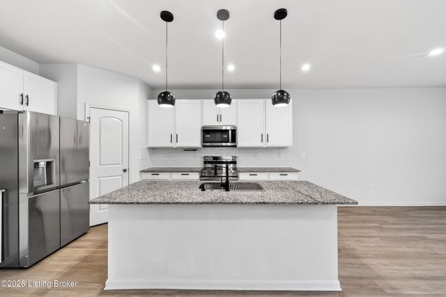 4395 Coppice Trail, Louisville, KY 40229