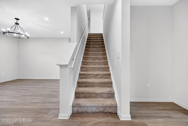 4395 Coppice Trail, Louisville, KY 40229