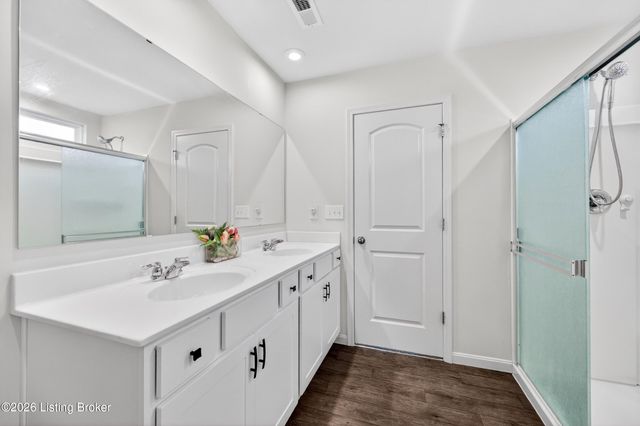 4395 Coppice Trail, Louisville, KY 40229