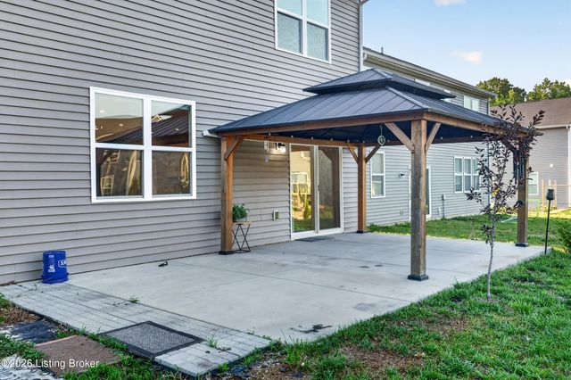 4395 Coppice Trail, Louisville, KY 40229