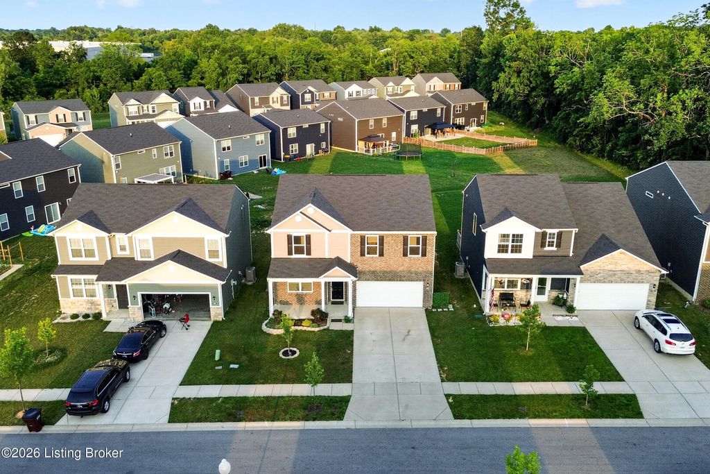 4395 Coppice Trail, Louisville, KY 40229