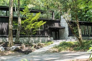 4377 Paran NW Place, Atlanta, GA 30327