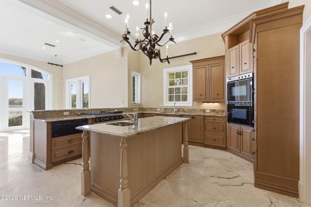 1049 SHIPWATCH Drive E, Jacksonville, FL 32225