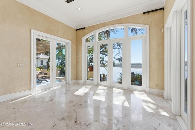 1049 SHIPWATCH Drive E, Jacksonville, FL 32225