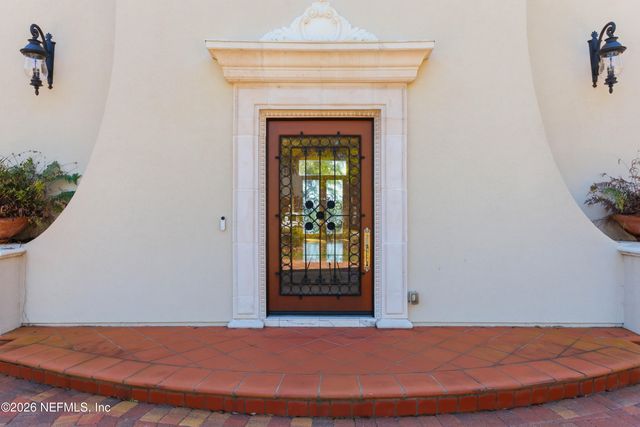 1049 SHIPWATCH Drive E, Jacksonville, FL 32225