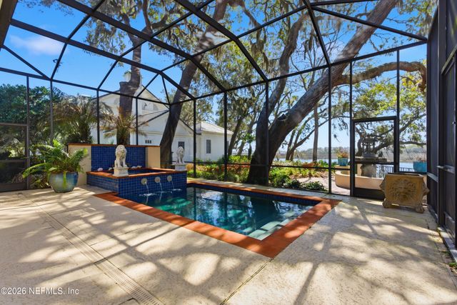 1049 SHIPWATCH Drive E, Jacksonville, FL 32225