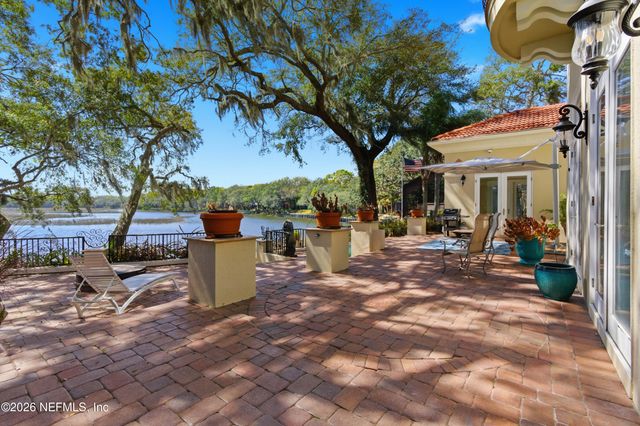 1049 SHIPWATCH Drive E, Jacksonville, FL 32225