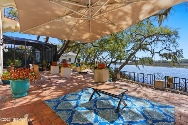 1049 SHIPWATCH Drive E, Jacksonville, FL 32225