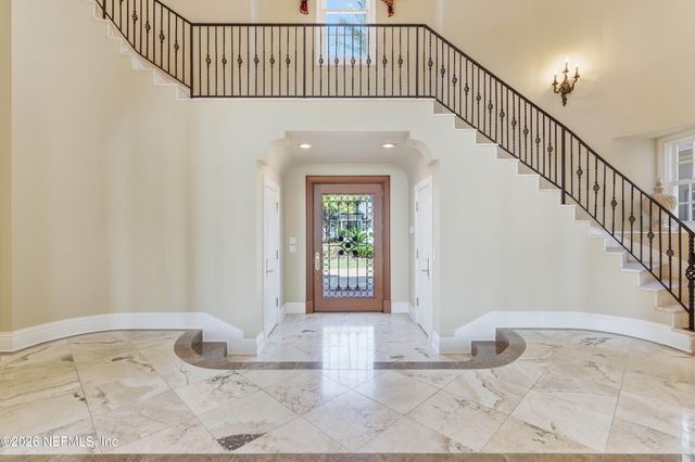 1049 SHIPWATCH Drive E, Jacksonville, FL 32225